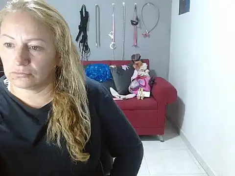 emperabigbootybigass online show from 02/11/25, 12:27