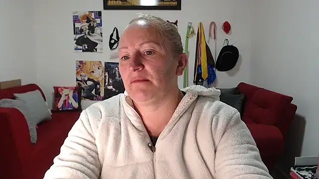 Snapshot of emperabigbootybigass chatting on 10/22/25, 12:16 emperabigbootybigass online show from 10/22/25, 12:16