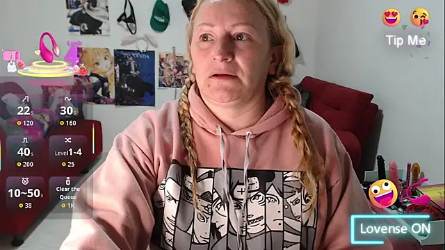 Snapshot of emperabigbootybigass chatting on 10/27/25, 12:09 emperabigbootybigass online show from 10/27/25, 12:09