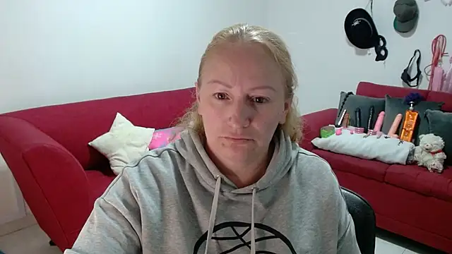 Snapshot of emperabigbootybigass chatting on 02/09/26, 12:20 emperabigbootybigass online show from 02/09/26, 12:20