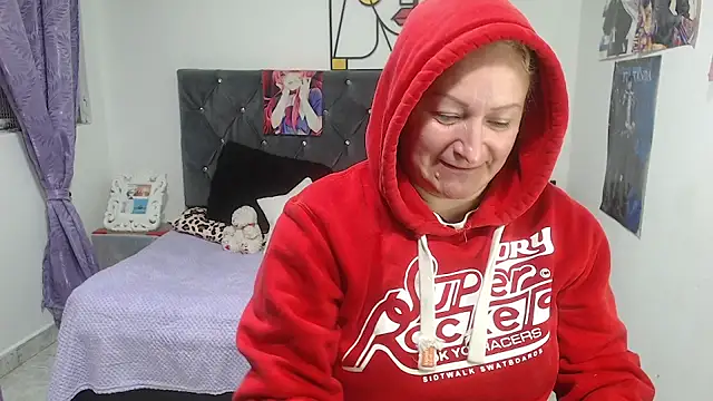 Snapshot of emperabigbootybigass chatting on 06/16/26, 12:19 emperabigbootybigass online show from 06/16/26, 12:19