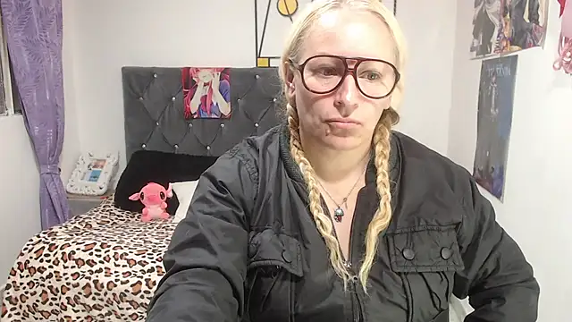 Snapshot of emperabigbootybigass chatting on 07/22/26, 12:19 emperabigbootybigass online show from 07/22/26, 12:19