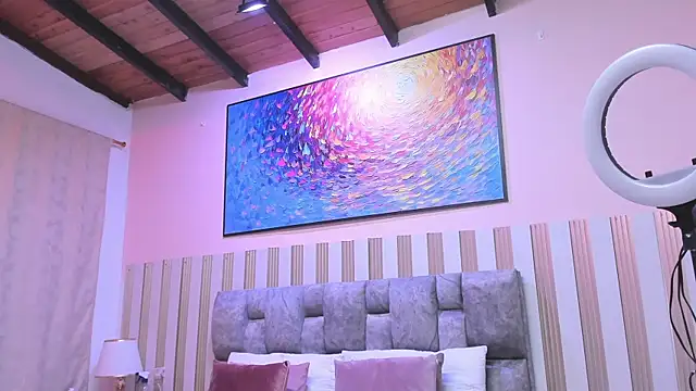 nova lane online show from 11/07/25, 02:55