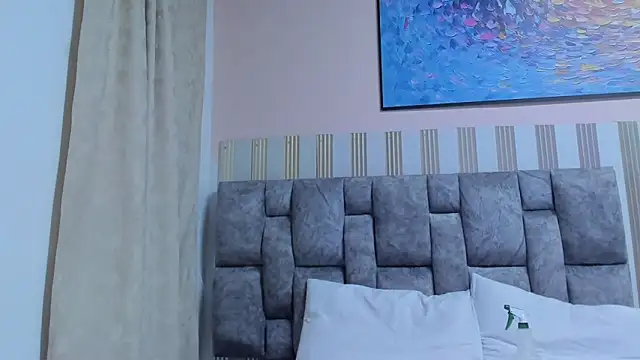 nova lane online show from 04/21/26, 02:51