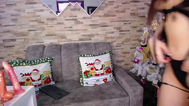 Snapshot of ashlye_hill chatting on 12/14/24, 03:51 ashlye hill online show from 12/14/24, 03:51