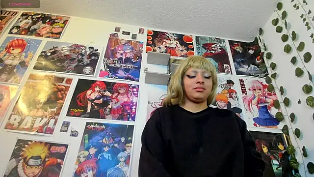 Snapshot of miku_katsuragi chatting on 12/11/24, 02:52 miku katsuragi online show from 12/11/24, 02:52