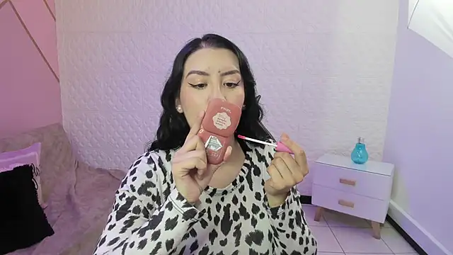 Violetaa diazz online show from 10/03/25, 09:23