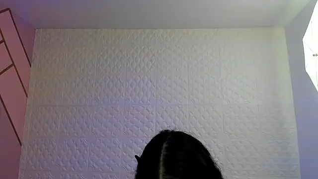 Violetaa diazz online show from 10/31/25, 09:27