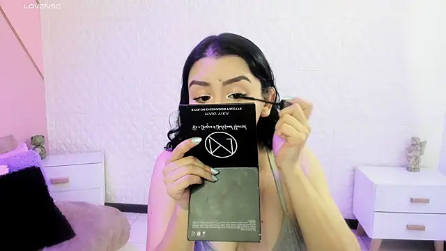 Violetaa diazz online show from 02/09/26, 09:30