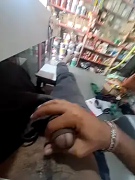 Snapshot of dickerdaddy25 chatting on 01/19/25, 08:07 dickerdaddy25 online show from 01/19/25, 08:07