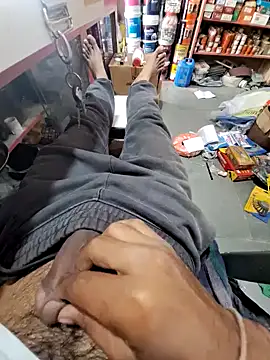 Snapshot of dickerdaddy25 chatting on 02/07/25, 09:05 dickerdaddy25 online show from 02/07/25, 09:05