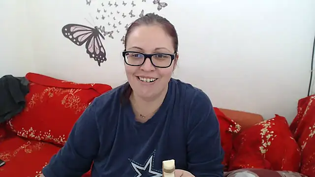 Snapshot of LadyHellene chatting on 01/14/25, 12:14 LadyHellene online show from 01/14/25, 12:14