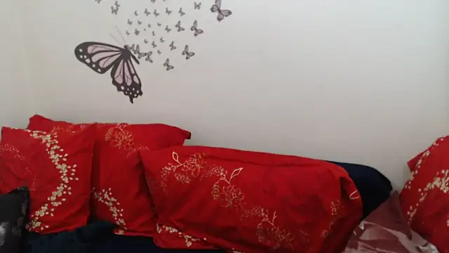 Snapshot of LadyHellene chatting on 02/28/25, 11:36 LadyHellene online show from 02/28/25, 11:36