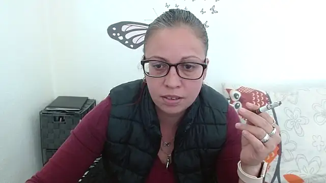 LadyHellene online show from 04/04/26, 12:35