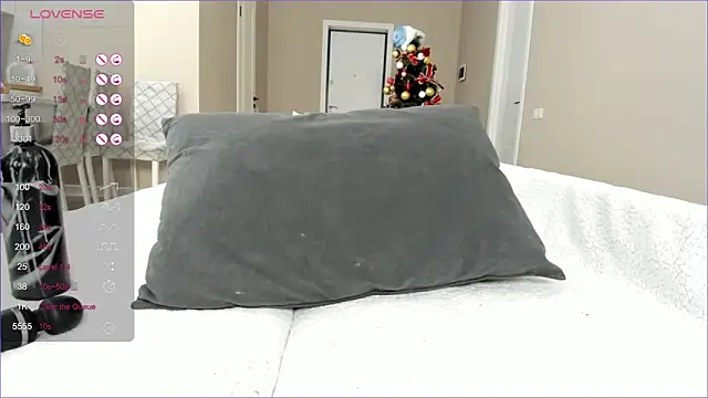 sailorrmoon online show from 01/13/25, 06:16