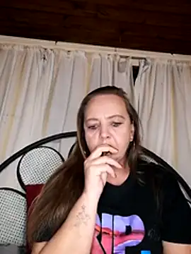 Kimmyb777 online show from 05/20/26, 04:57
