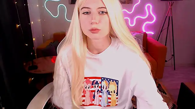 Snapshot of Sweet_Richal chatting on 11/08/25, 09:02 Sweet Richal online show from 11/08/25, 09:02