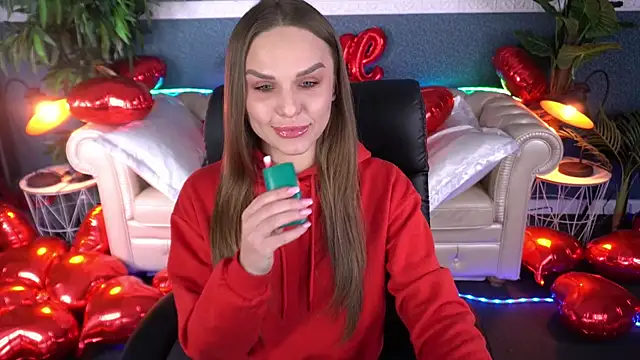 KiraGrayy online show from 02/18/26, 01:40