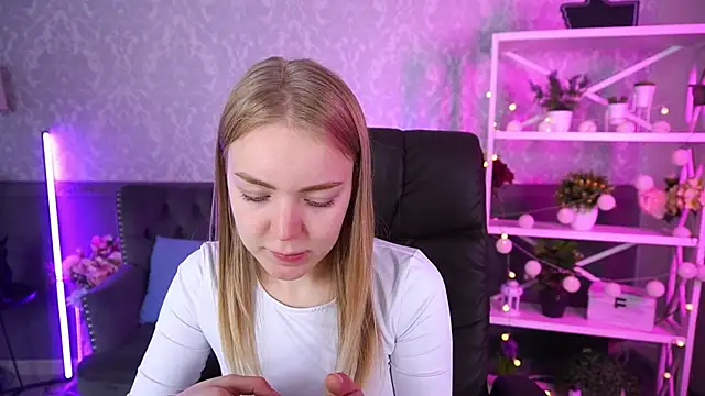 EmilySunshineS online show from 10/02/25, 07:04