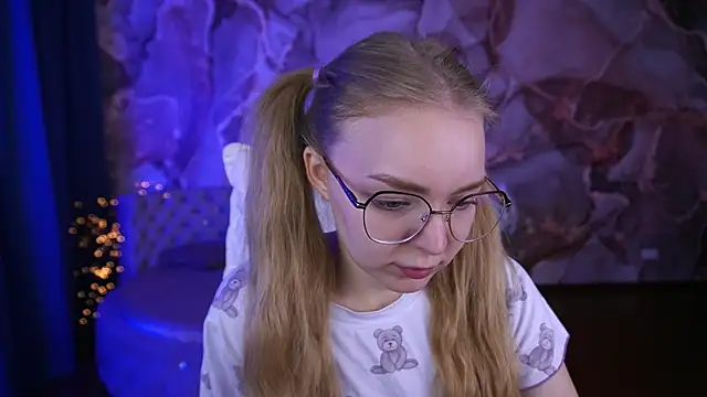 EmilySunshineS online show from 10/20/25, 06:58