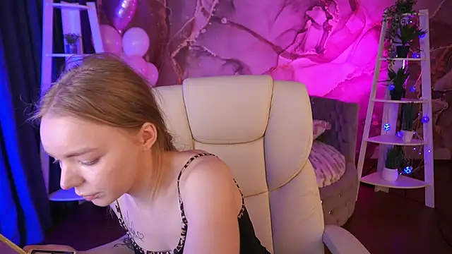 EmilySunshineS online show from 02/18/26, 07:15