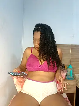 Snapshot of Luhma_hot chatting on 09/20/25, 11:33 Luhma hot online show from 09/20/25, 11:33