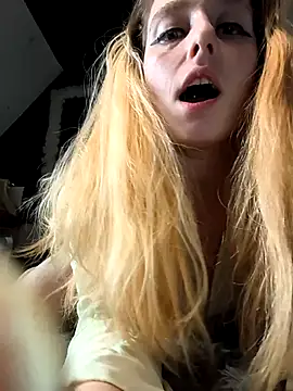 Sweet-SpicyOff online show from 12/15/25, 01:48