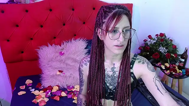 Sofi F w online show from 02/13/25, 10:00