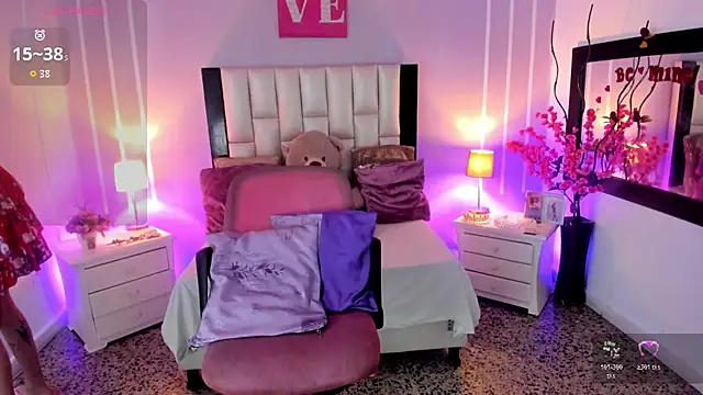 Snapshot of Andy_Gamboa chatting on 11/13/25, 01:10 Andy Gamboa online show from 11/13/25, 01:10