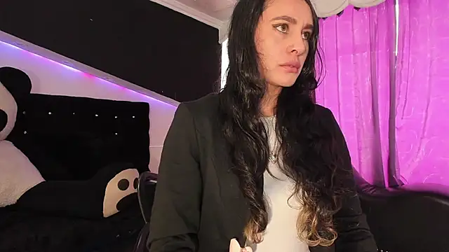 Coral Gibson online show from 03/24/26, 01:27