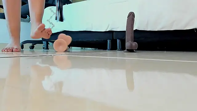 Ellaochoa online show from 03/10/25, 05:18