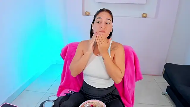 ScarlettWet9 online show from 12/05/24, 04:31