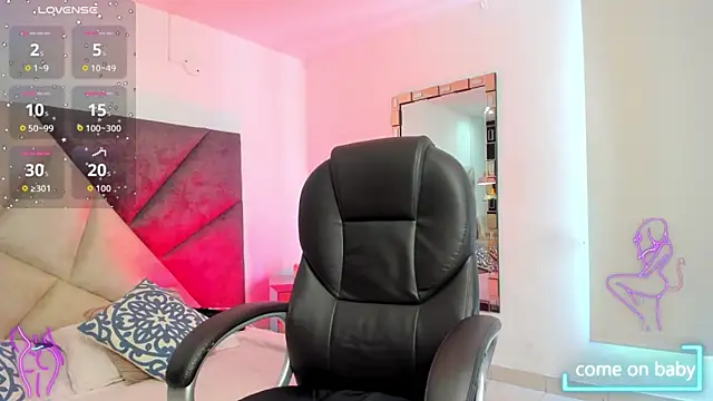 GiaFu online show from 11/25/25, 05:35