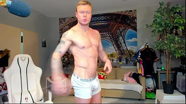 Snapshot of kingjamesuk chatting on 12/24/24, 09:55 kingjamesuk online show from 12/24/24, 09:55