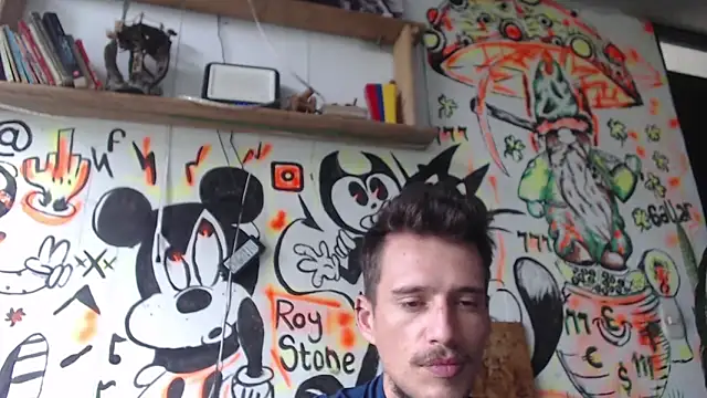 roystonee01 online show from 10/13/25, 11:54