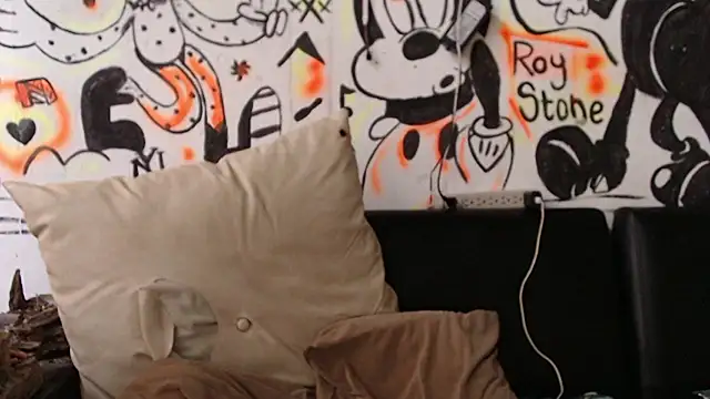 roystonee01 online show from 01/31/26, 09:02