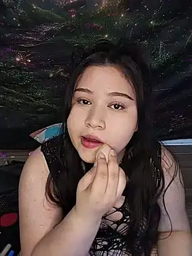 Snapshot of sharyl_24 chatting on 07/23/26, 12:58 sharyl 24 online show from 07/23/26, 12:58