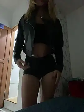 Carolinen online show from 01/30/25, 05:52