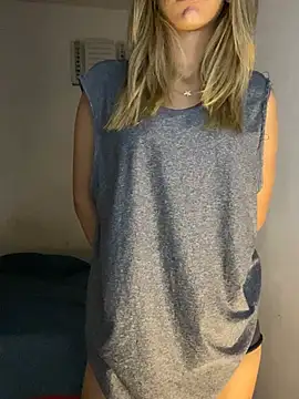 Carolinen online show from 01/15/26, 05:27