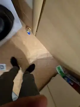 Snapshot of Alexxxmaster1312 chatting on 02/19/26, 05:14 Alexxxmaster1312 online show from 02/19/26, 05:14