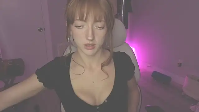 foxxyyyred online show from 05/11/26, 08:53