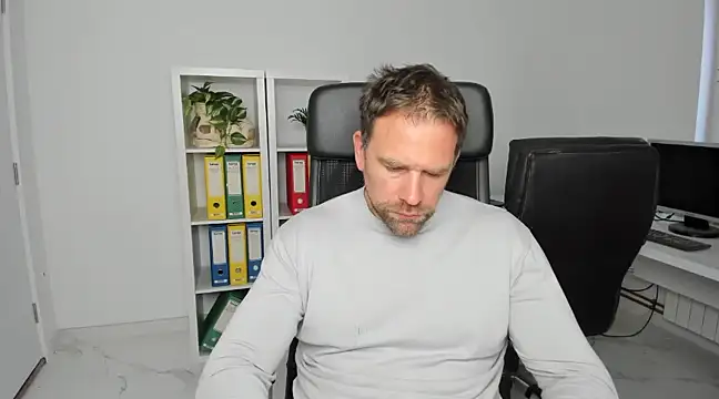 John-E-Dough online show from 12/03/24, 08:16