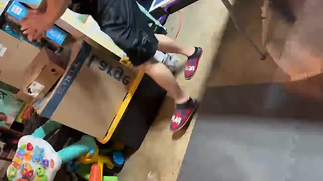 Snapshot of Dani_Dragon69 chatting on 03/02/25, 11:50 Dani Dragon69 online show from 03/02/25, 11:50