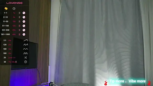 Snapshot of HarpyWitch chatting on 03/18/25, 11:09 HarpyWitch online show from 03/18/25, 11:09