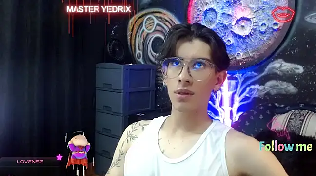 Snapshot of Yedrix chatting on 03/17/25, 01:46 Yedrix online show from 03/17/25, 01:46
