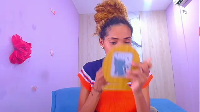 Charlotte Love10 online show from 03/04/25, 06:18