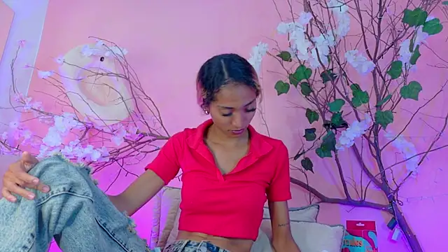 Charlotte Love10 online show from 04/07/26, 09:59