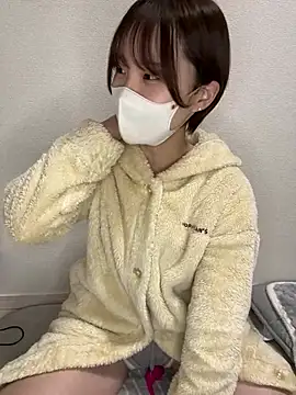 -x MIU x online show from 03/10/25, 11:10