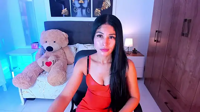 Snapshot of saralife chatting on 03/01/25, 11:28 saralife online show from 03/01/25, 11:28