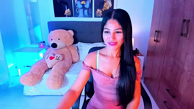 Snapshot of saralife chatting on 03/19/25, 01:18 saralife online show from 03/19/25, 01:18